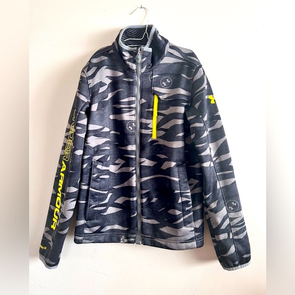 Under Armour Storm Infrared Softshell Jacket; ColdGear Boy's YMD/10-12